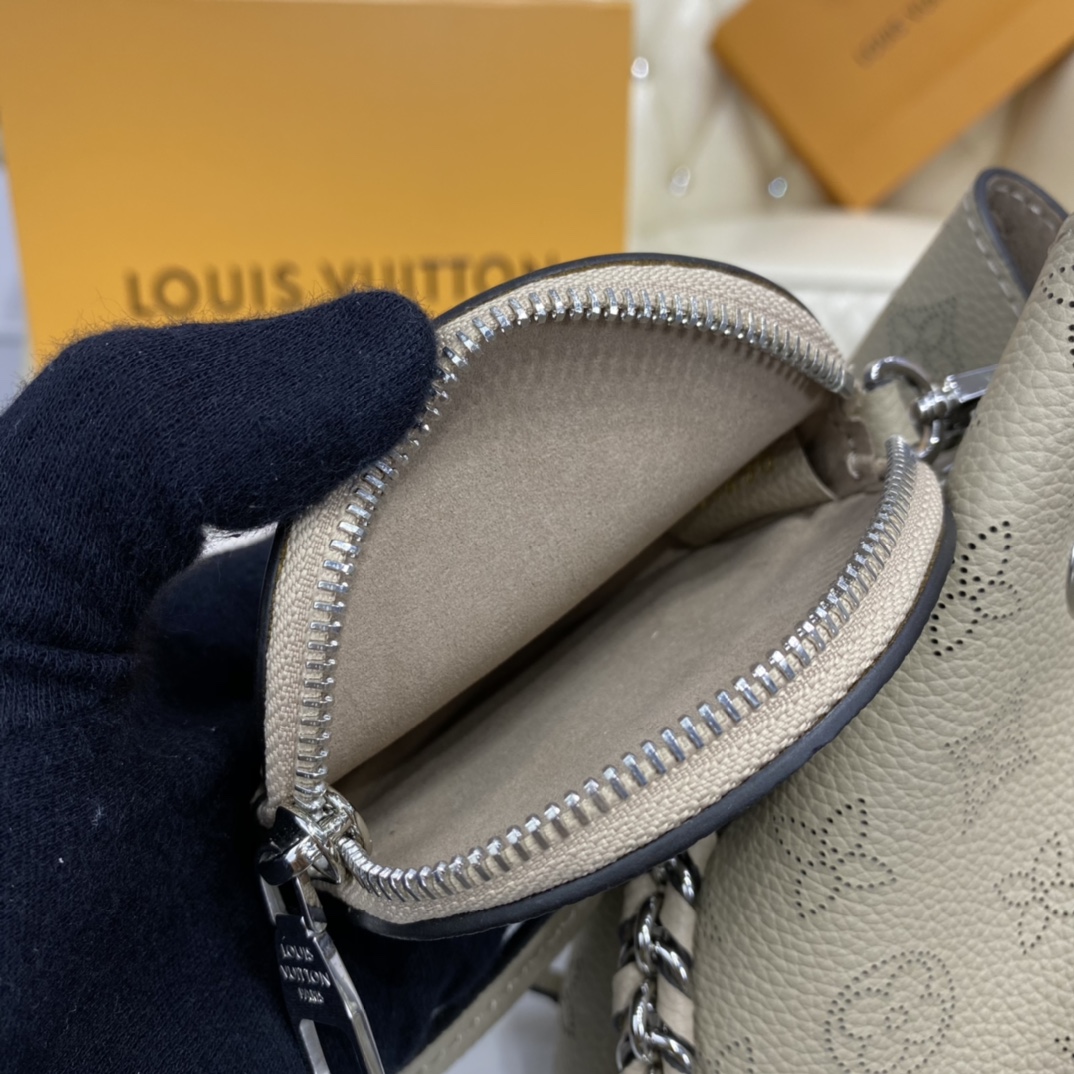 Louis Vuitton BELLA Mahina Leather Handbag M58791 Light Grey